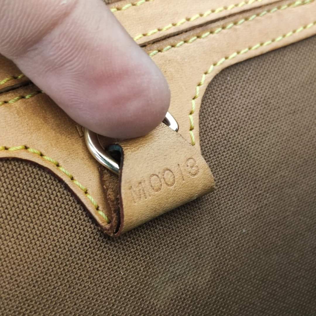Zaino Louis Vuitton Ellipse in tela monogram e finiture in vacchetta  naturale – Easy Luxury – Borse usate di Lusso