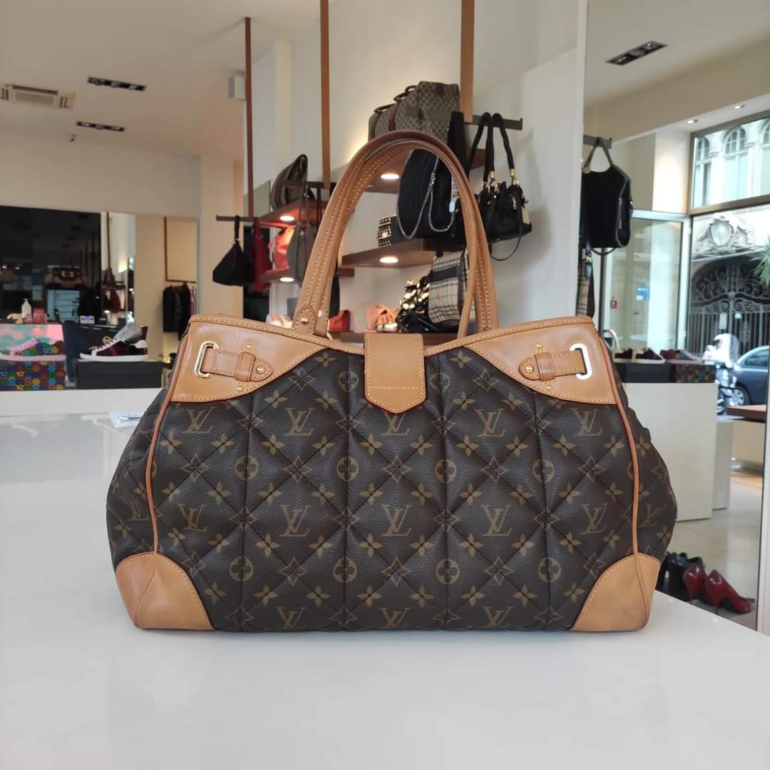 Borsa Louis Vuitton Etoile Shopper in tela monogram trapuntata e finiture  in vacchetta naturale – Easy Luxury – Borse usate di Lusso