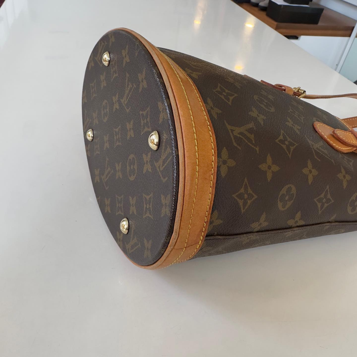 Bucket Louis Vuitton 21W Da 1854 Cappello pescatore con monogramma