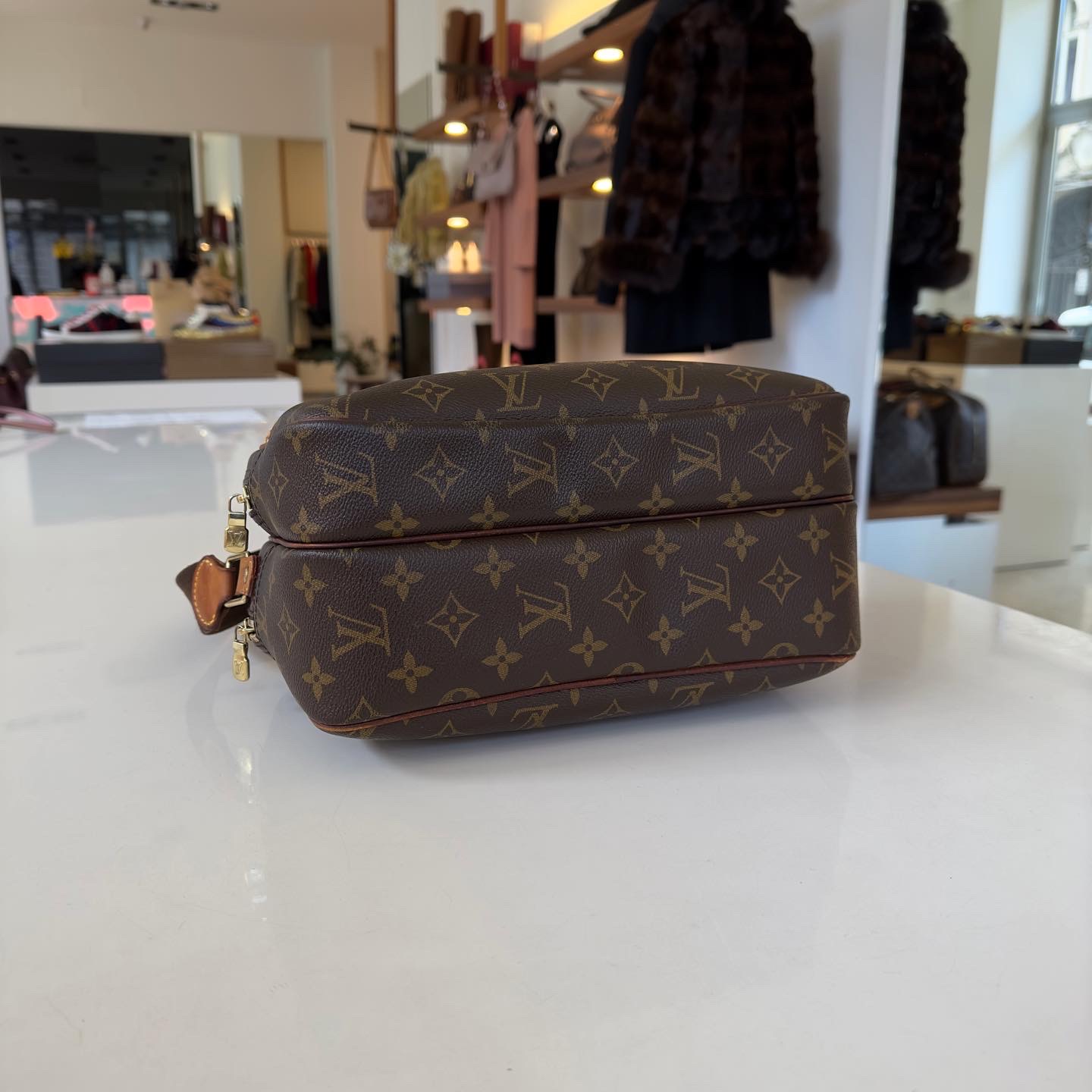 Borsa Louis Vuitton Reporter pm in tela monogram e finiture in