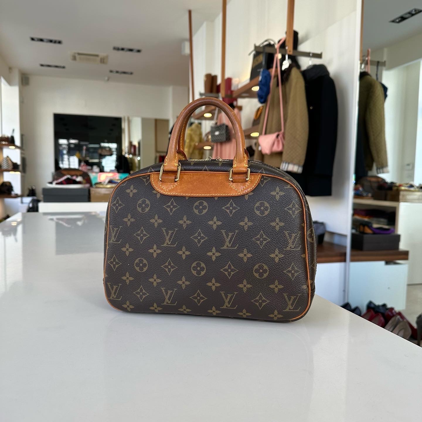 Borsa Louis Vuitton Trouville 393514